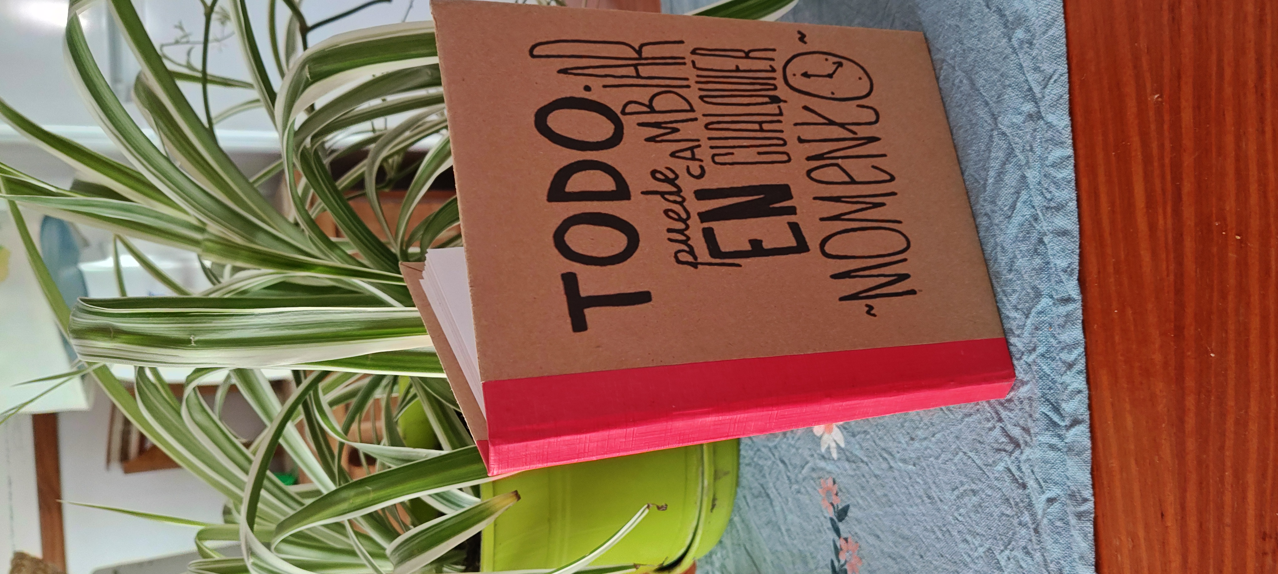 Libreta artesanal cosida a mano